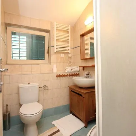 Apartment Family Friendly Seaside Apartments Moscenicka Draga, Opatija - 9242 Mošćenička Draga