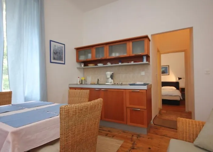 Family Friendly Seaside Moscenicka Draga, Opatija - 9242 Διαμέρισμα