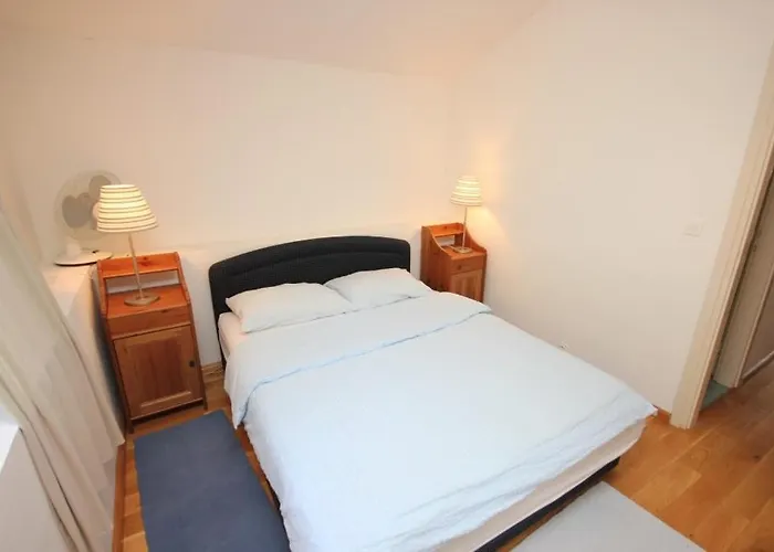 Family Friendly Seaside Moscenicka Draga, Opatija - 9242 *