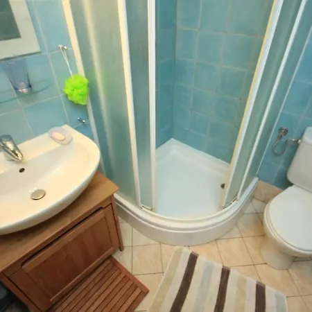 Family Friendly Seaside Moscenicka Draga, Opatija - 9242 Appartement Mošćenička Draga