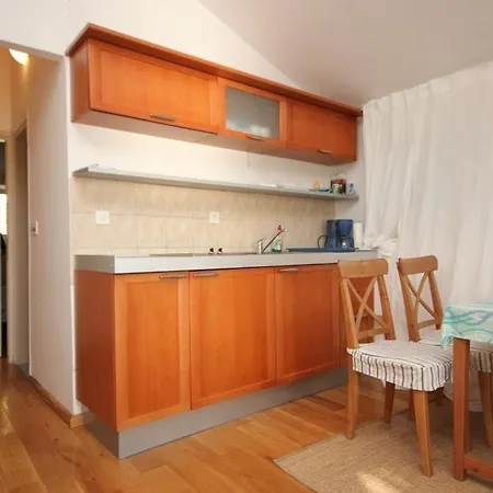 Family Friendly Seaside Moscenicka Draga, Opatija - 9242 * Mošćenička Draga