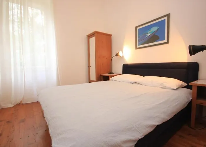 Family Friendly Seaside Apartments Moscenicka Draga, Opatija - 9242